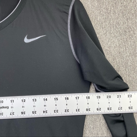 Nike Pro Fitted Long Sleeved Black Dri-Fit Training Shirt Women’s Size L (12-14) - Picture 7 of 9